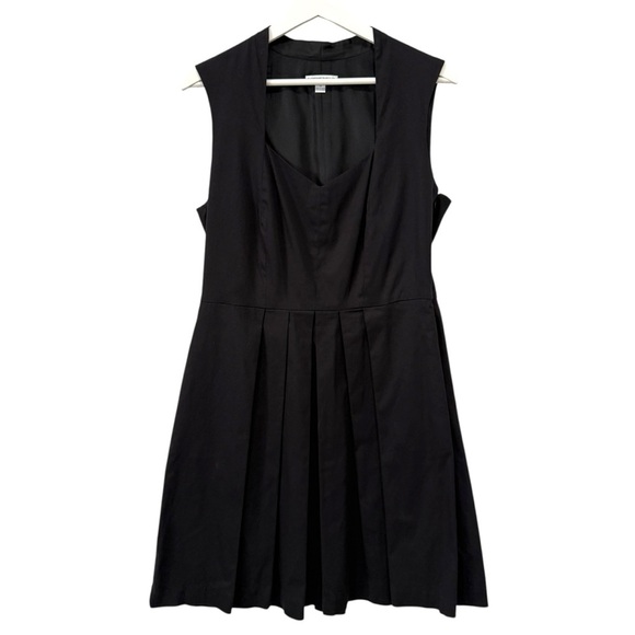 Katherine Barclay Pleated Black Aline Dress with Sweetheart Collar Size 12 - Picture 3 of 17